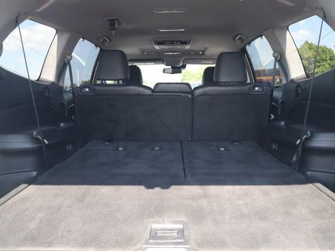 Used 2018 Honda Pilot Touring image 31