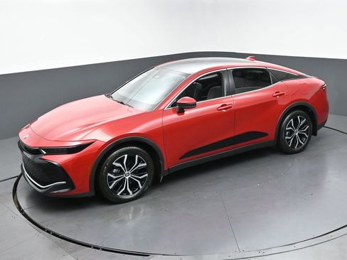 Used 2024 Toyota Crown Limited image 36