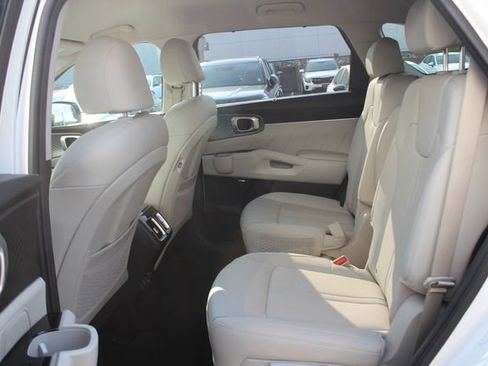 Used 2023 Kia Sorento SX Prestige AWD/4WD image 27