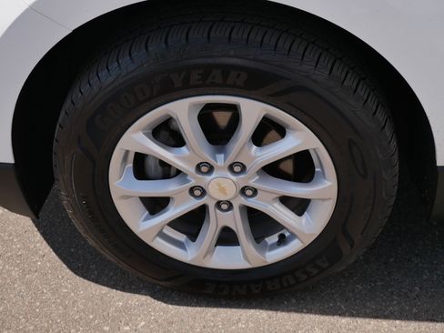 Used 2019 Chevrolet Equinox LT AWD/4WD image 15