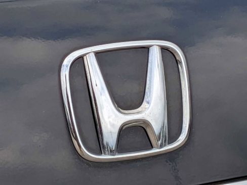 Used 2016 Honda Accord EX-L image 11