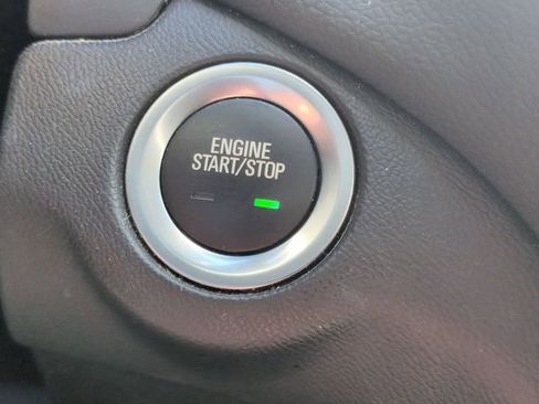 Used 2024 Chevrolet Equinox LT AWD/4WD image 19