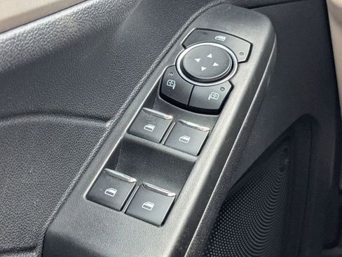 Used 2021 Ford Escape SE w/ Convenience Package image 25