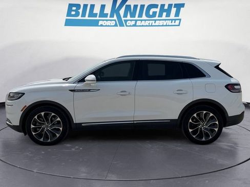 Used 2021 Lincoln Nautilus Reserve AWD/4WD image 2