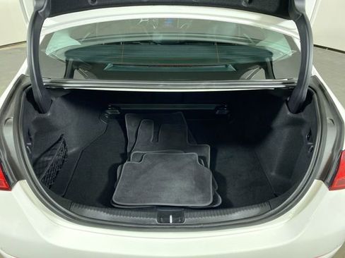 Used 2025 Mercedes-Benz C 300 Sedan image 31