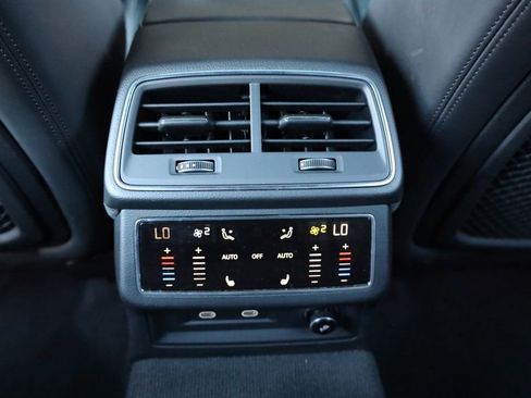 Used 2022 Audi RS 7 Sportback w/ RS 7 Executive Package image 37