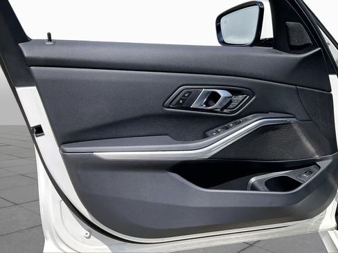 Used 2026 BMW 330i Sedan RWD image 19
