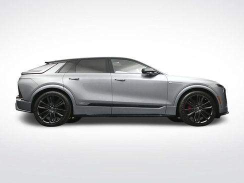 Certified 2026 Cadillac Lyriq V AWD/4WD image 29