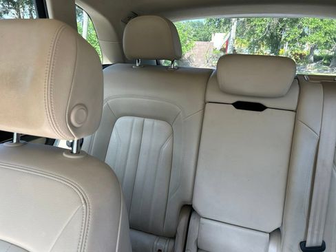 Used 2019 Audi Q5 Premium AWD/4WD image 12