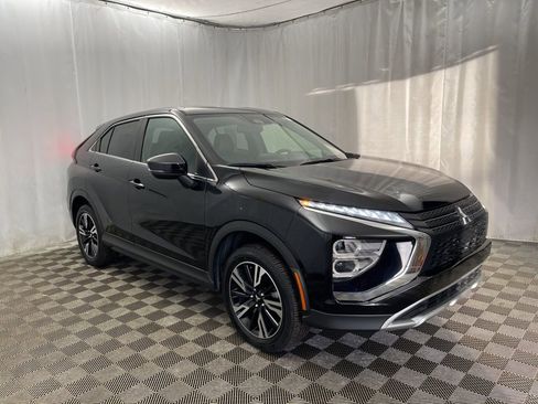 Used 2024 Mitsubishi Eclipse Cross SE image 2