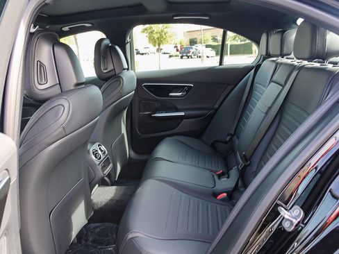 New 2026 Mercedes-Benz C 300 4MATIC Sedan image 17