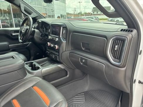 Used 2021 GMC Sierra 1500 AT4 w/ AT4 Premium Package AWD/4WD image 12