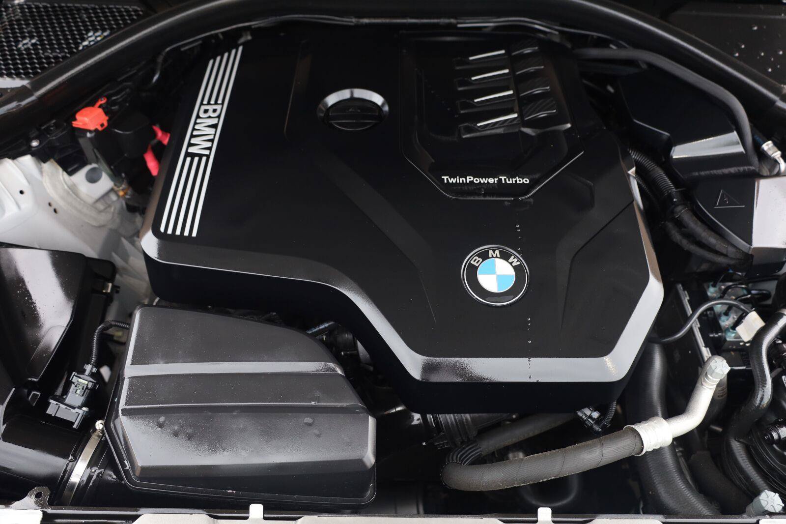Used 2021 BMW 330i Sedan w/ Premium Package RWD image 14