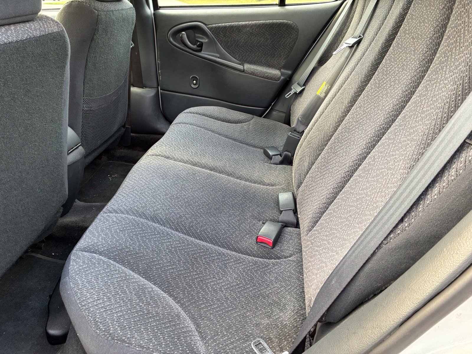 Used 2003 Chevrolet Cavalier LS FWD image 11