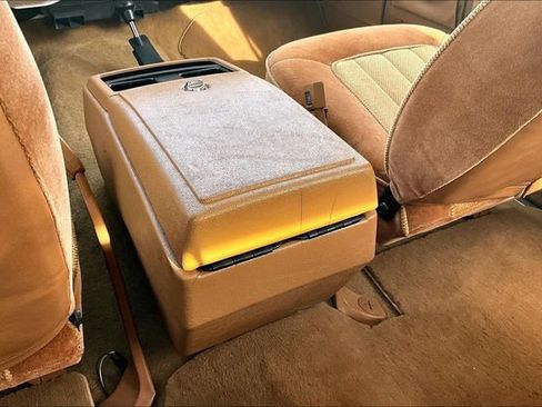 Used 1990 Chevrolet Blazer 4WD image 10