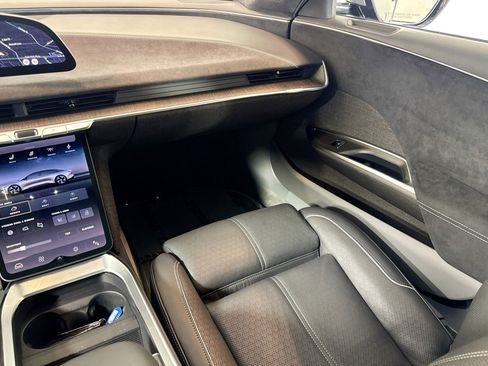 Used 2023 Lucid Air Grand Touring image 20
