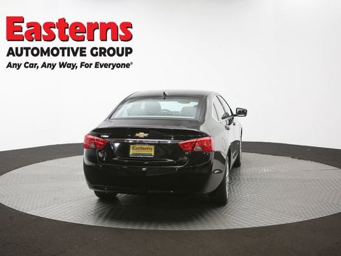 Used 2019 Chevrolet Impala LT FWD image 38
