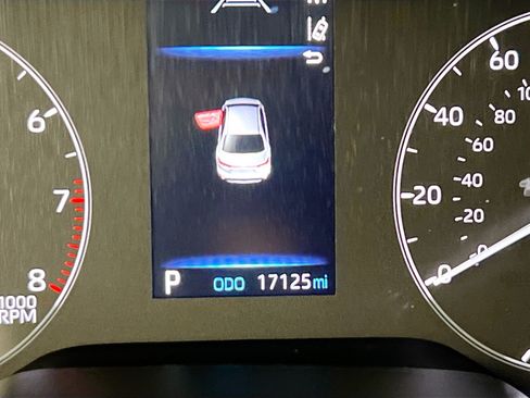 Used 2024 Toyota Corolla LE FWD image 20