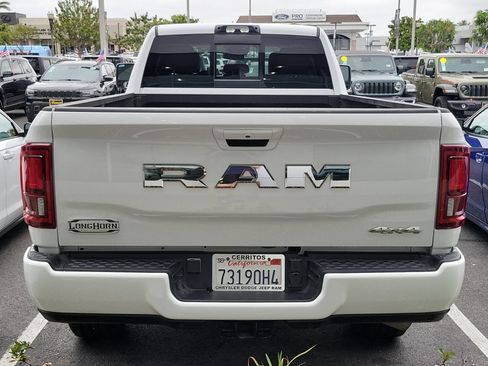 Used 2025 RAM 2500 Limited AWD/4WD image 5