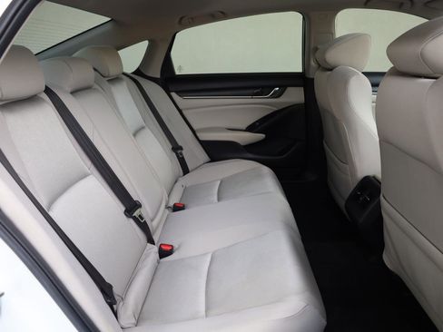 Used 2019 Honda Accord EX image 25