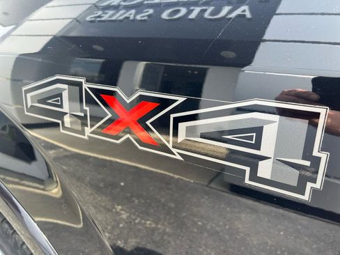 Used 2019 Ford F150 Lariat w/ Equipment Group 502A Luxury image 4