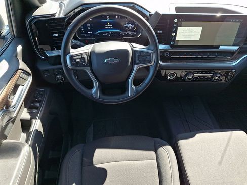 Used 2022 Chevrolet Silverado 1500 LT Trail Boss w/ Protection Package image 10