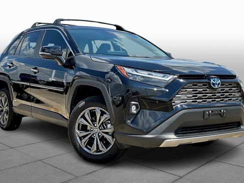 Used 2024 Toyota RAV4 Limited image 2