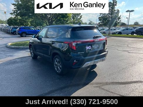 Certified 2025 Kia Seltos LX AWD/4WD image 7