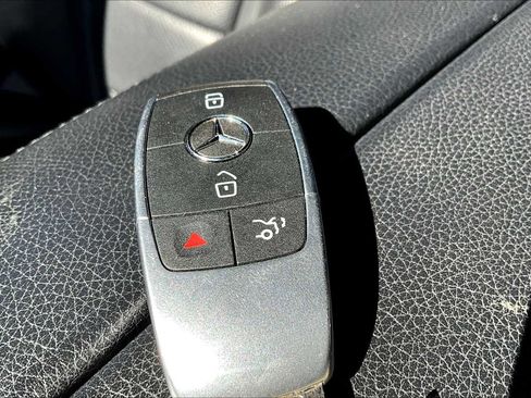 Used 2021 Mercedes-Benz C 300 Sedan image 14