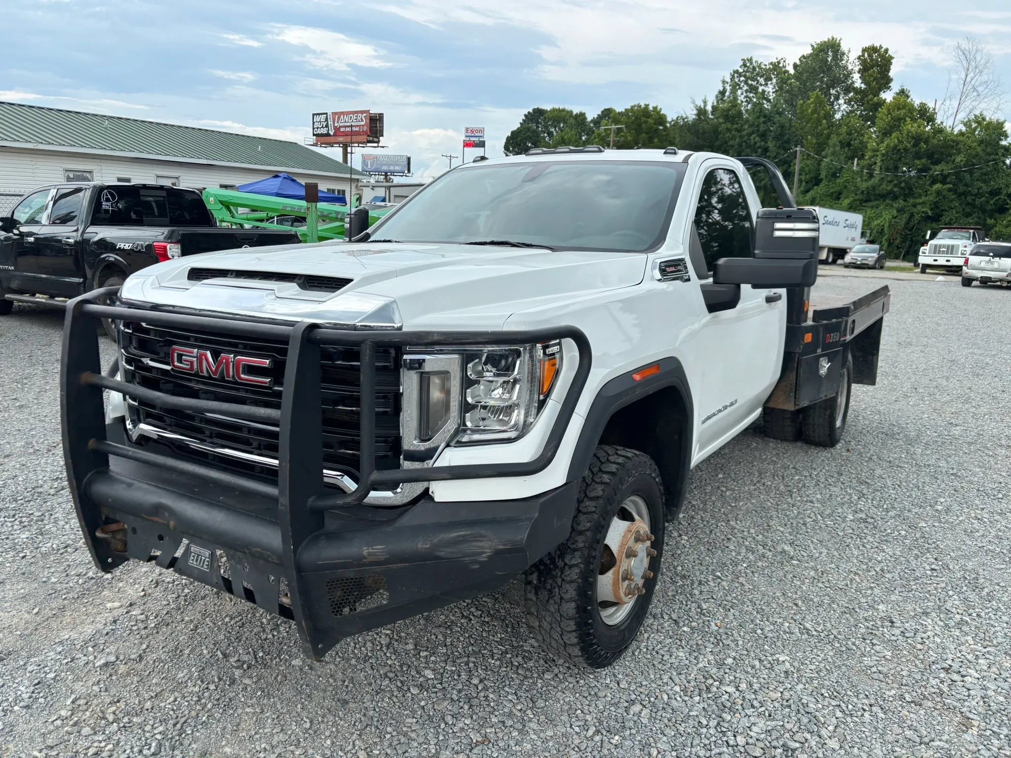 Used 2020 GMC Sierra 3500 4x4 Regular Cab w/ Convenience Package image 8