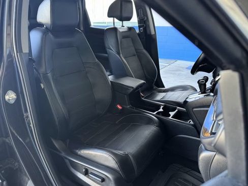 Used 2018 Honda CR-V Touring image 18