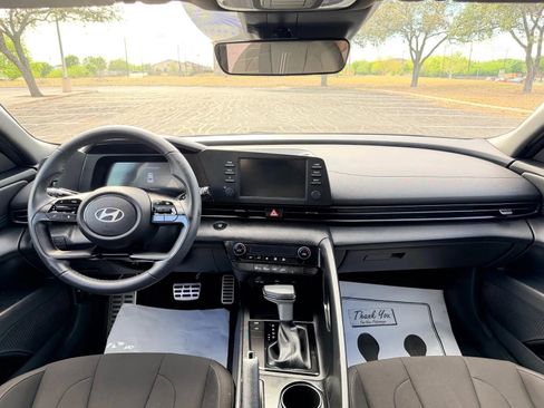 Used 2025 Hyundai Elantra Sport w/ Cargo Package image 36