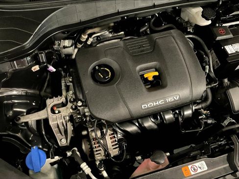 Used 2021 Hyundai Kona SE FWD image 29