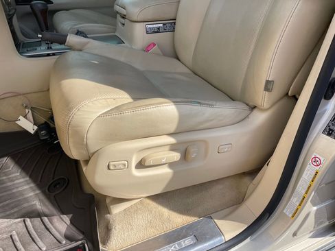 Used 2015 Lexus LX 570 570 image 16