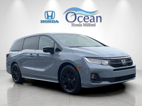 Used 2025 Honda Odyssey Sport-L image 1