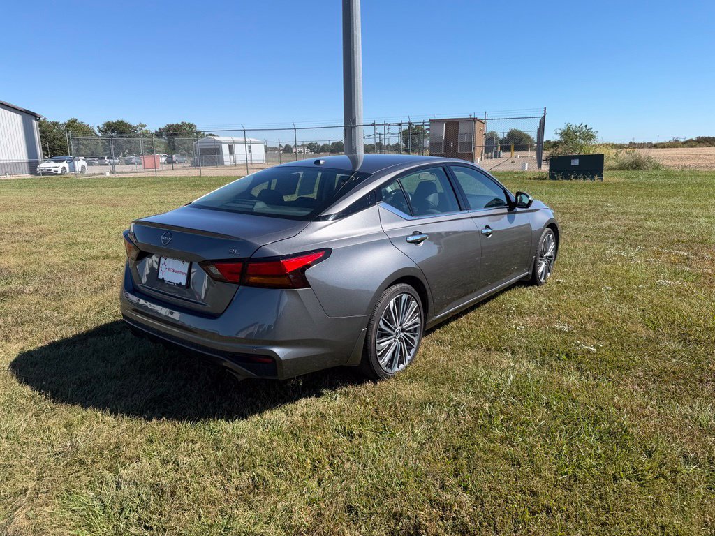 Certified 2024 Nissan Altima 2.5 SL FWD image 5