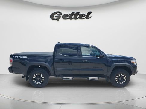 Used 2020 Toyota Tacoma TRD Off-Road w/ Technology Package AWD/4WD image 4