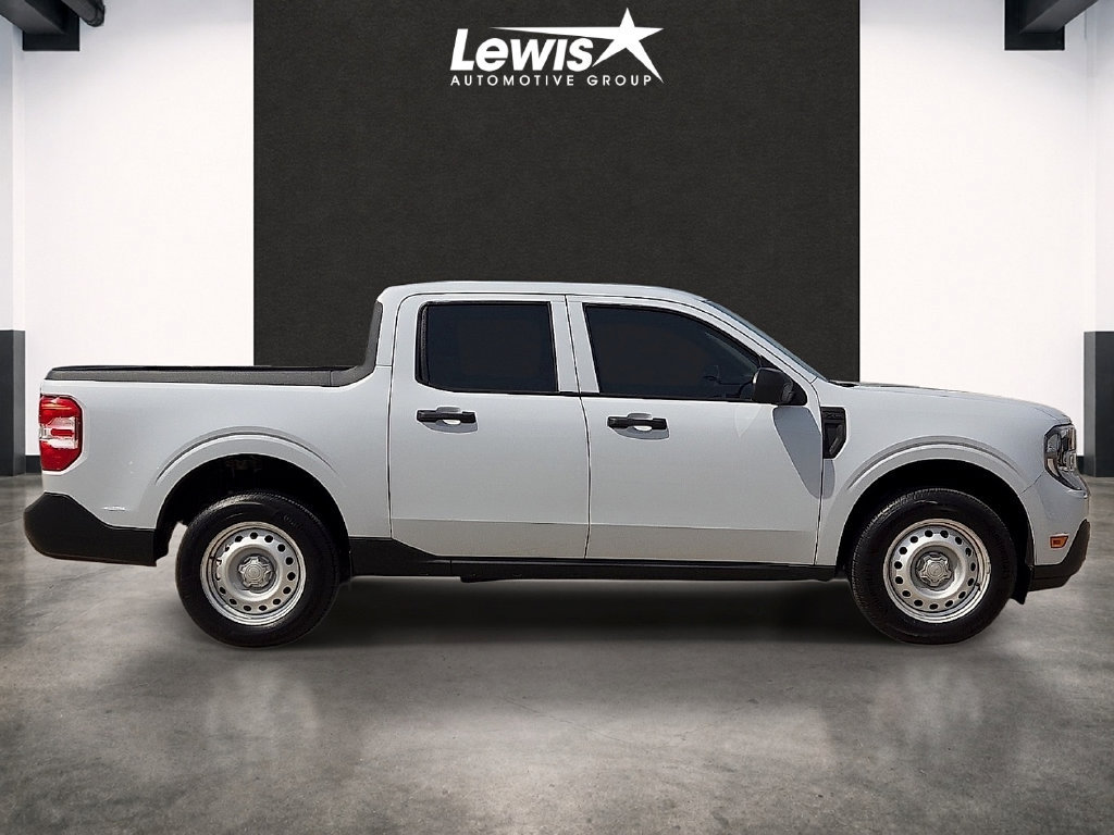 Used 2025 Ford Maverick XL w/ Equipment Group 102A AWD/4WD image 5