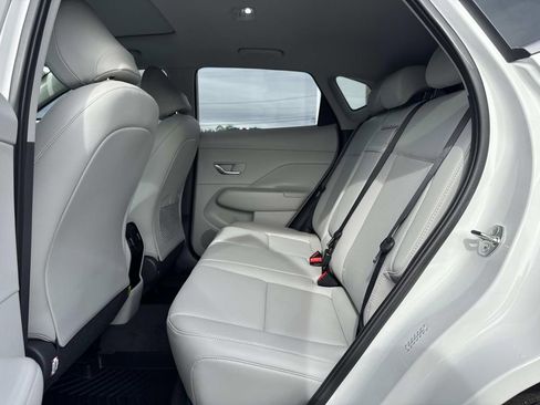 Used 2024 Hyundai Kona Limited image 25