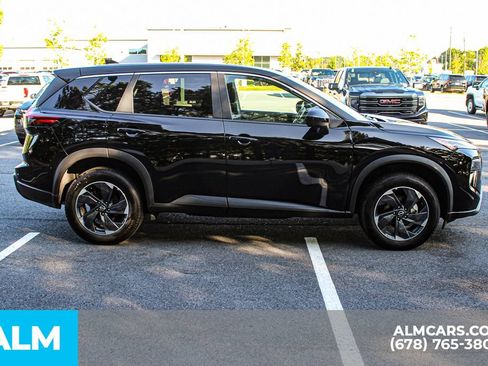 Used 2025 Nissan Rogue SV FWD image 9