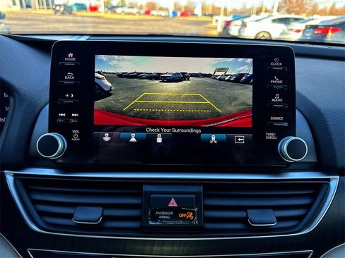 Used 2021 Honda Accord EX-L image 17