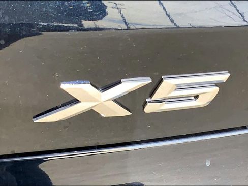 Used 2025 BMW X5 xDrive50e w/ M Sport Package image 29