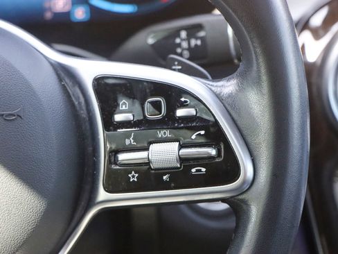 Used 2020 Mercedes-Benz GLC 300 image 30