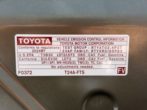 Used 2024 Toyota Tacoma TRD Off-Road AWD/4WD image 23