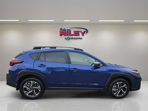 Certified 2025 Subaru Crosstrek 2.0i Premium image 7