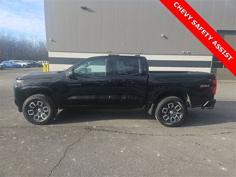 Certified 2025 Chevrolet Colorado Z71 image 2
