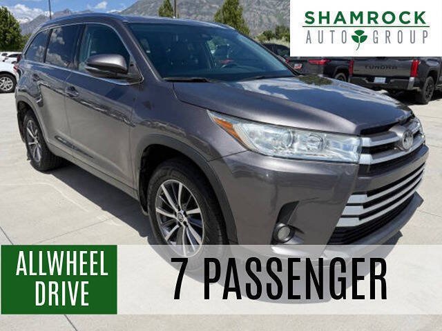 Used 2019 Toyota Highlander XLE AWD/4WD image 1