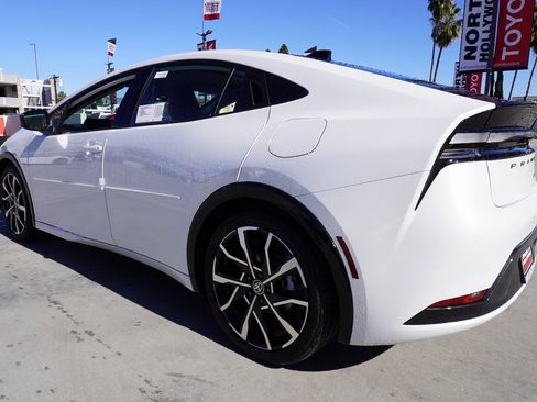 New 2026 Toyota Prius Plug-In Hybrid image 6