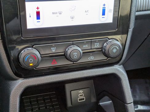 Used 2024 Ford Ranger XLT image 24