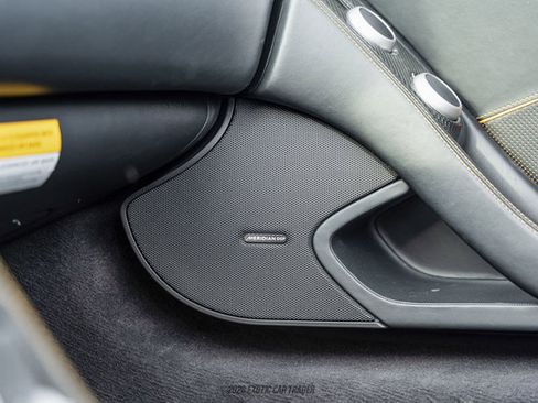 Used 2013 McLaren MP4-12C Spider RWD image 37